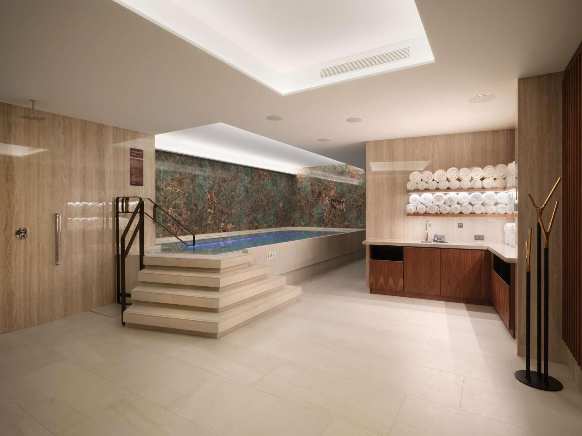 Iceland Parliament Hotel, Curio Collection By Hilton Reiquiavique Exterior foto