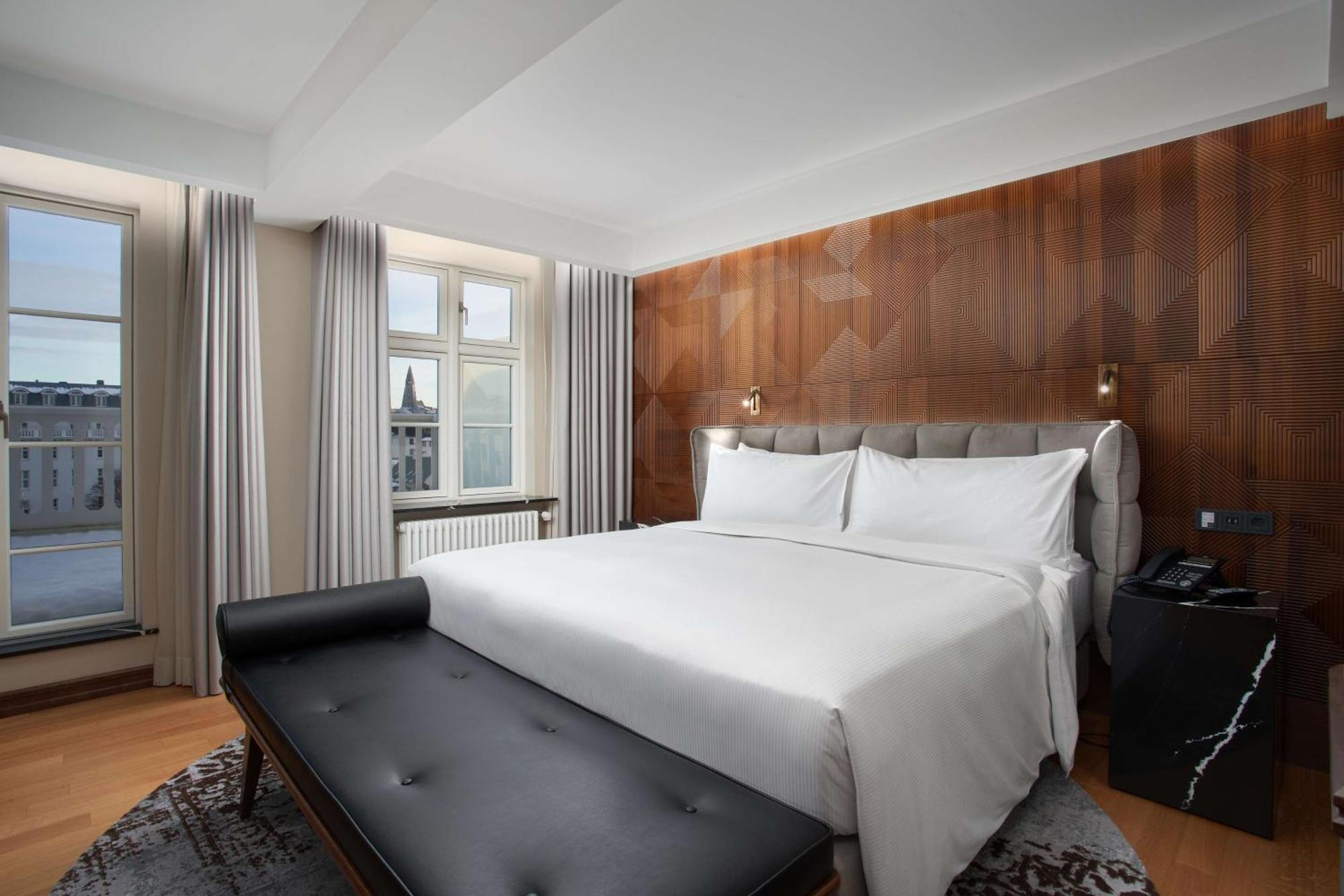Iceland Parliament Hotel, Curio Collection By Hilton Reiquiavique Exterior foto